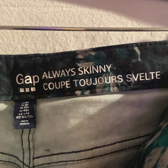 GAP Dark Green & Turquoise Floral -  Always Skinny jeans Size 8 Mid-rise - Picture 4 of 5